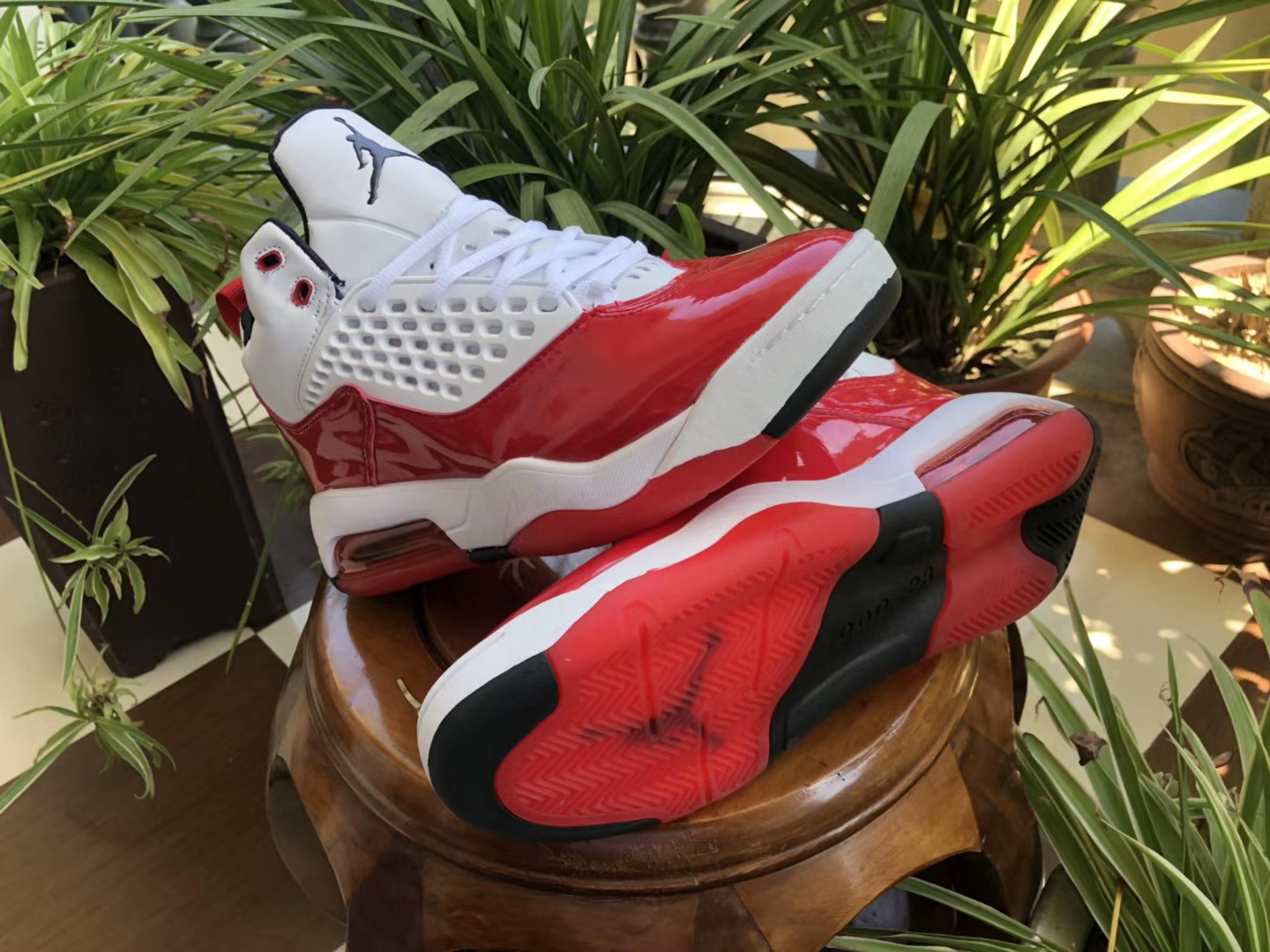 Air Jordan Maxin 30th White Red Black Shoes - Click Image to Close